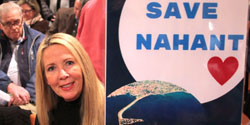 Linda Jenkins expresses her views on Northeastern University’s plans to expand its marine science center, at Nahant Town Hall on Thursday.