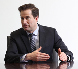 headshot of Congressman Seth Moulton